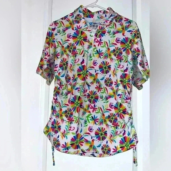 IBKUL Tops - Ibkul women’s golf shirt